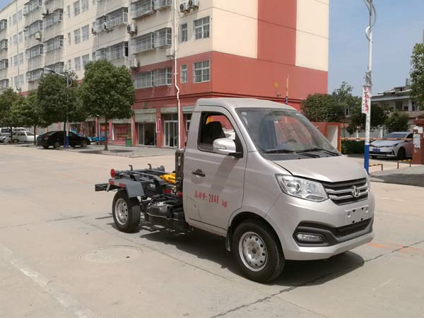 程力威牌CLW5030ZXXSC6型車(chē)廂可卸式垃圾車(chē)